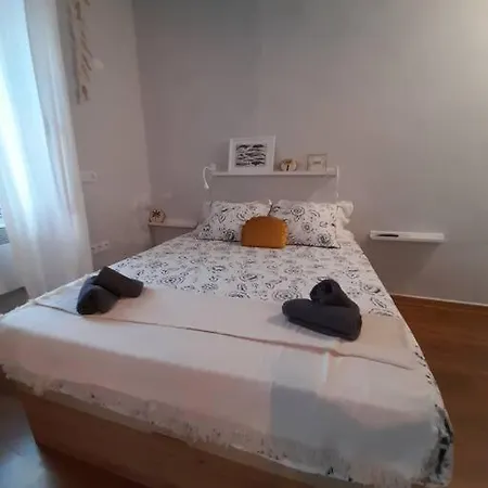 Bonito Estudio En El Centro. Ideal Parejas. Apartment